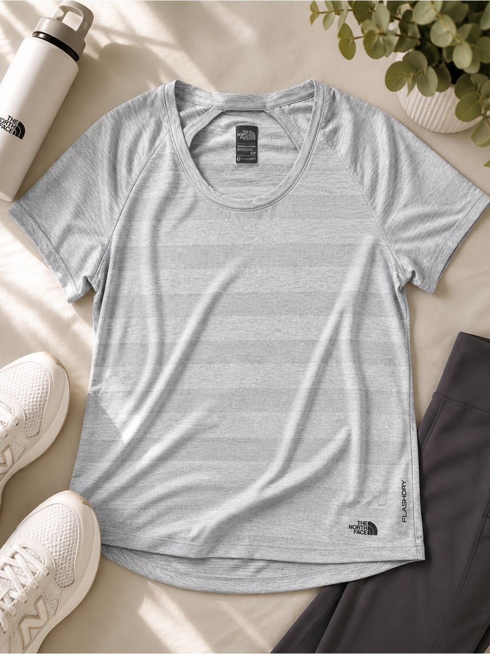 The North Face FlashDry Tee Cutout Back Gray Athletic Top Small